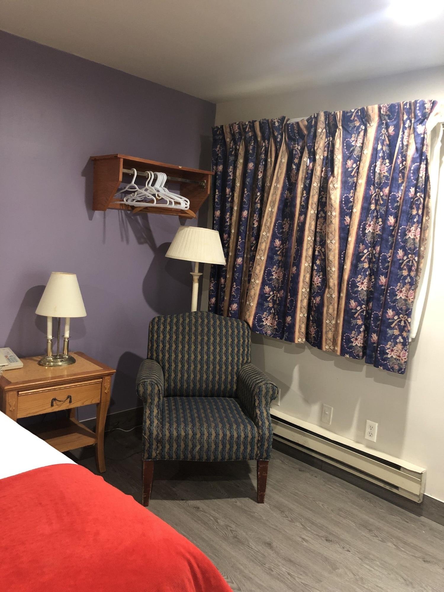 蒙克顿温德姆Thriftlodge酒店 蒙古顿 外观 照片